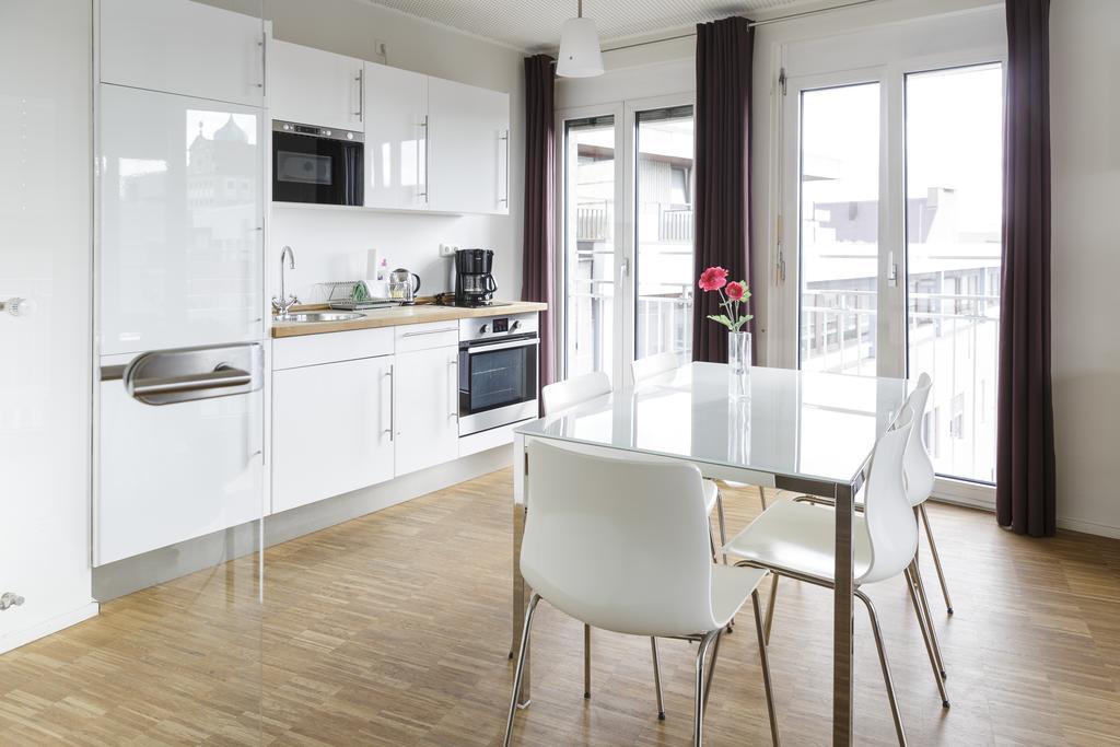 Nonstop Hotel Augsburg - Ubernacht - Hostelhotelhome מראה חיצוני תמונה