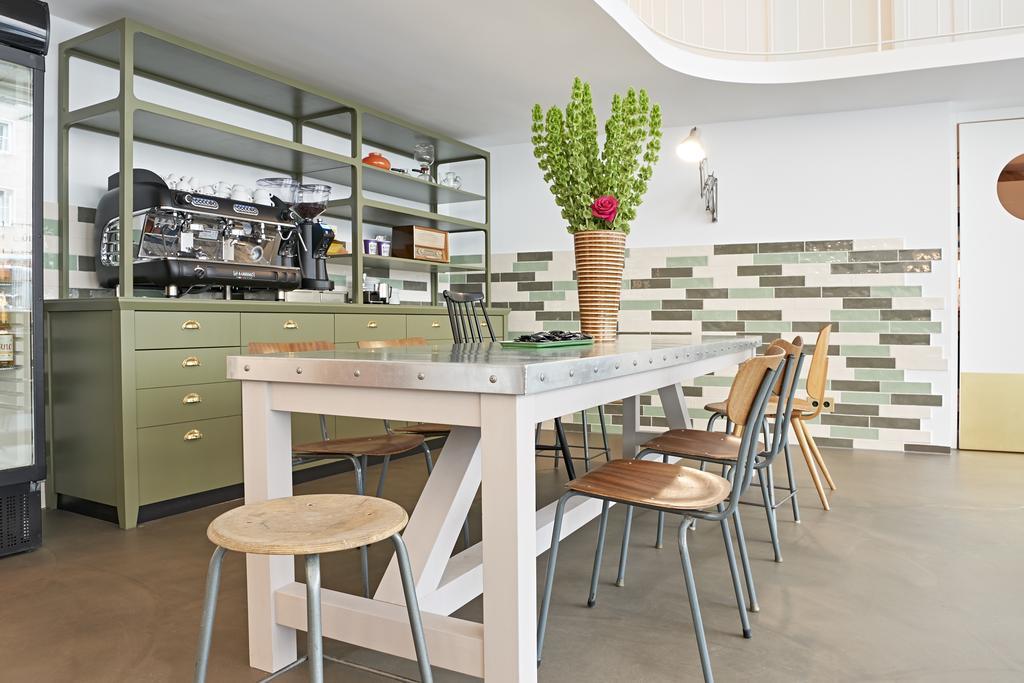 Nonstop Hotel Augsburg - Ubernacht - Hostelhotelhome מראה חיצוני תמונה