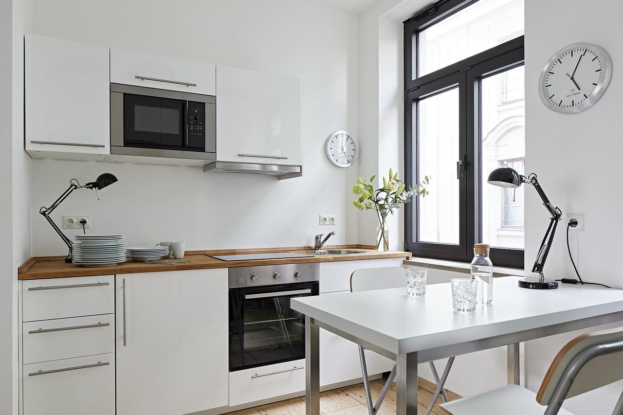 Nonstop Hotel Augsburg - Ubernacht - Hostelhotelhome מראה חיצוני תמונה