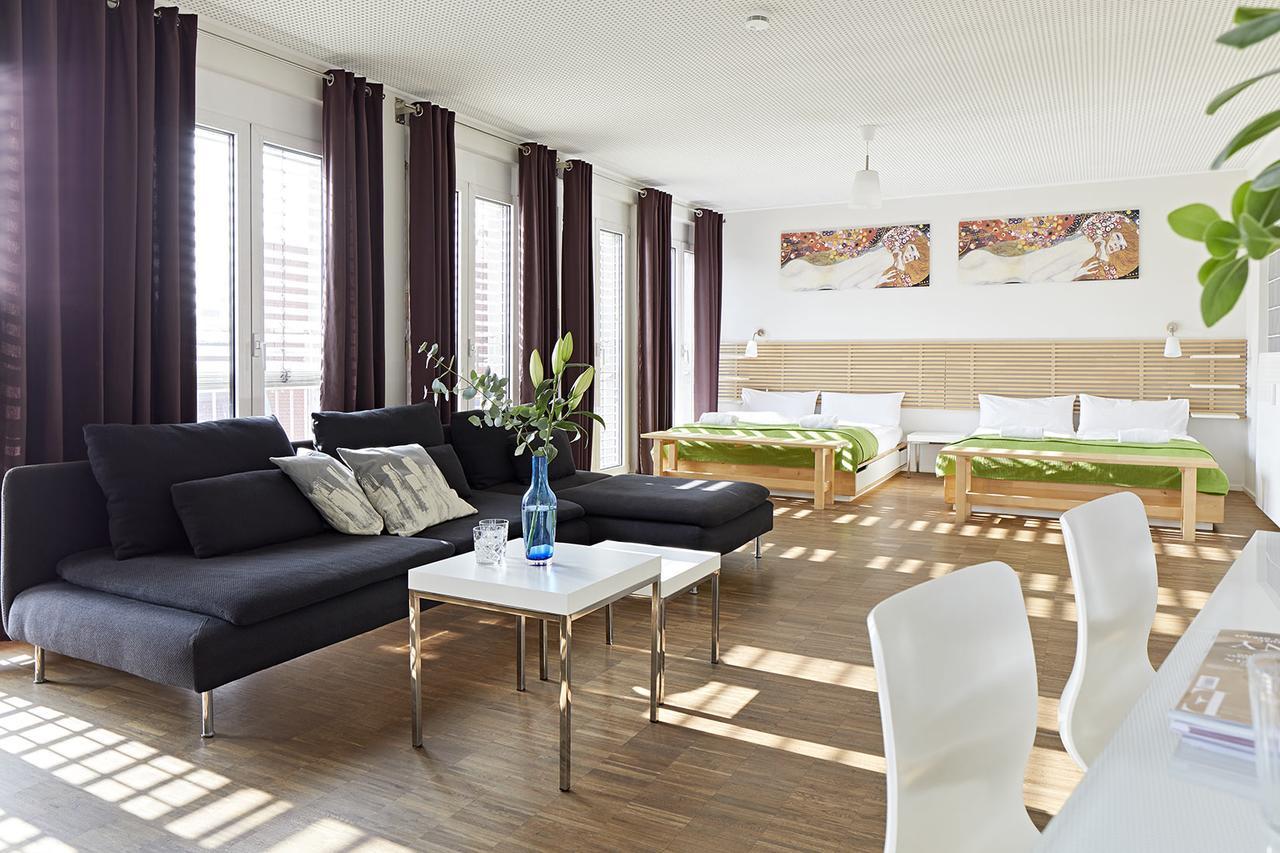 Nonstop Hotel Augsburg - Ubernacht - Hostelhotelhome מראה חיצוני תמונה