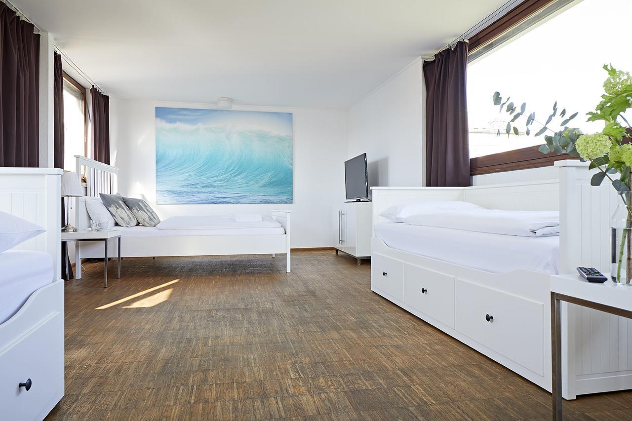 Nonstop Hotel Augsburg - Ubernacht - Hostelhotelhome מראה חיצוני תמונה